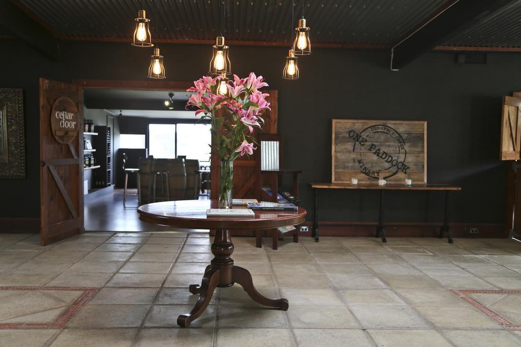 One Paddock Currency Creek Winery Villas Екстериор снимка